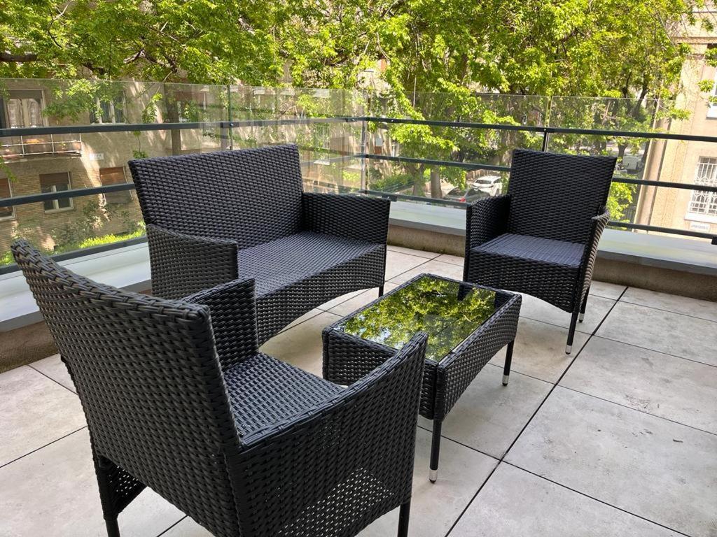 Skau Gajova Family Two Bedroom Apartment With A Terrace Free Parking 브라티슬라바 외부 사진